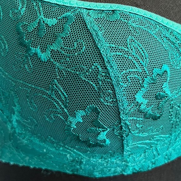Sale! Vintage Balcony Bra Authentic 80's Green Lace bra by LE MYSTÈRE - Picture 8 of 14